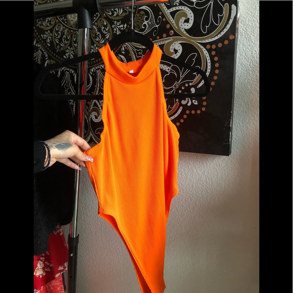 Bright Orange Bodysuit🔥🌞